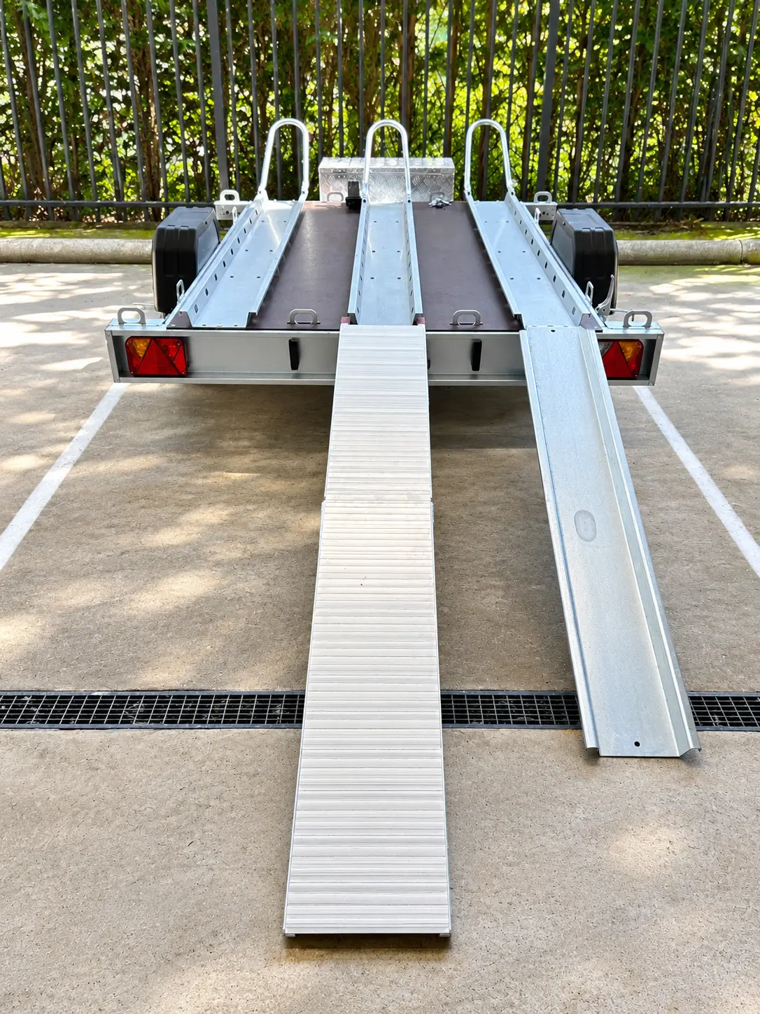 Martz motortrailer met oprijplaten